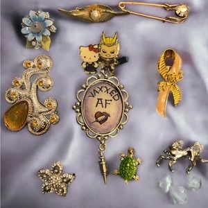 Brooch lot #5 - Vintage and New
